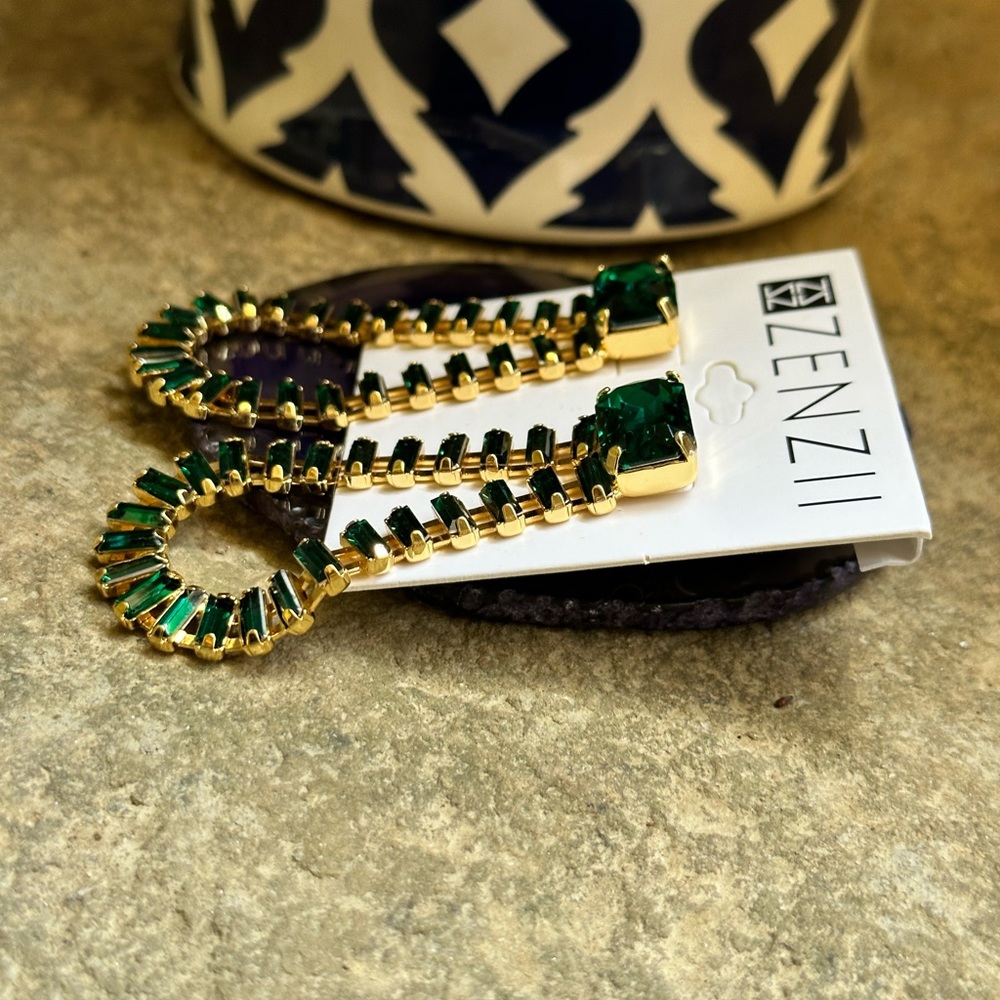 Gold Green Gemstone Earrings - Picture 7 of 11